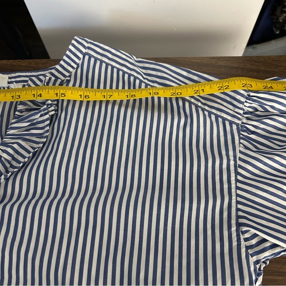 ❤️Gap Blue Striped Women's Top M - Picture 7 of 10